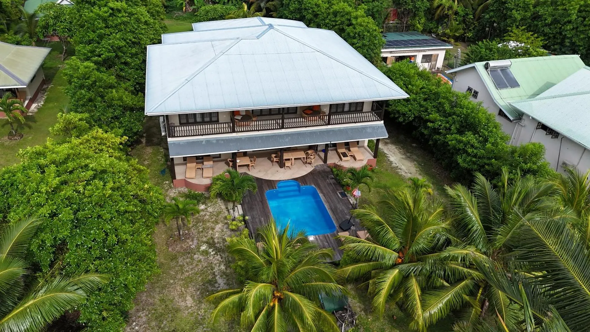 Surf Tropical Villa Seascape Île au Cerf Seychellen
