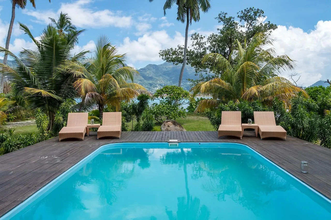 Surf Tropical Villa Seascape Île au Cerf Seychellen